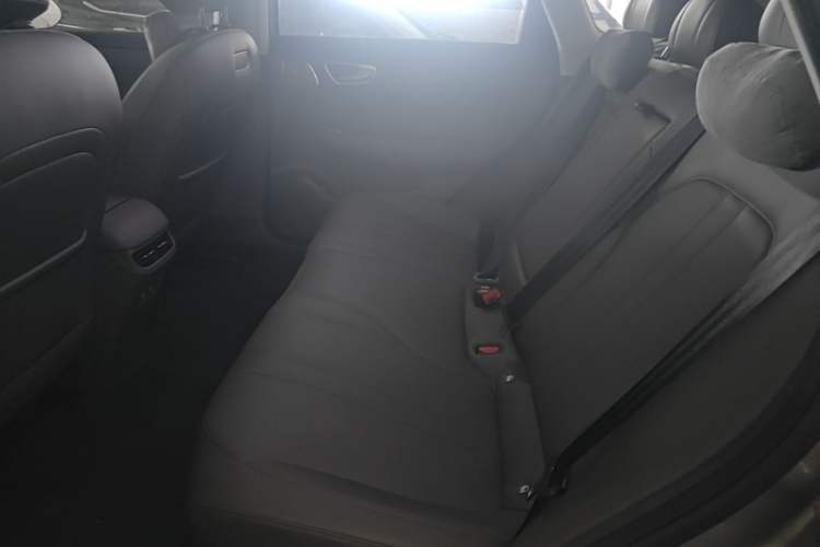 Used Hima H5 2025 Model Range-Extending Pro Left Rear Seat
