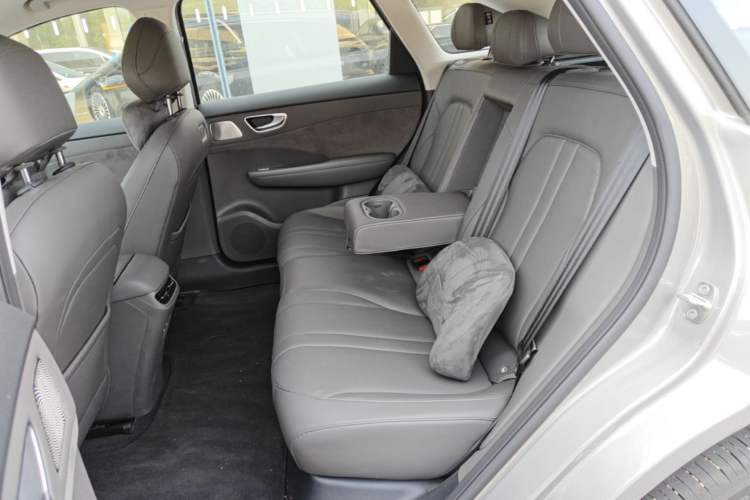 Used Hima H5 2025 Model Range-Extending Pro Left Rear Seat
