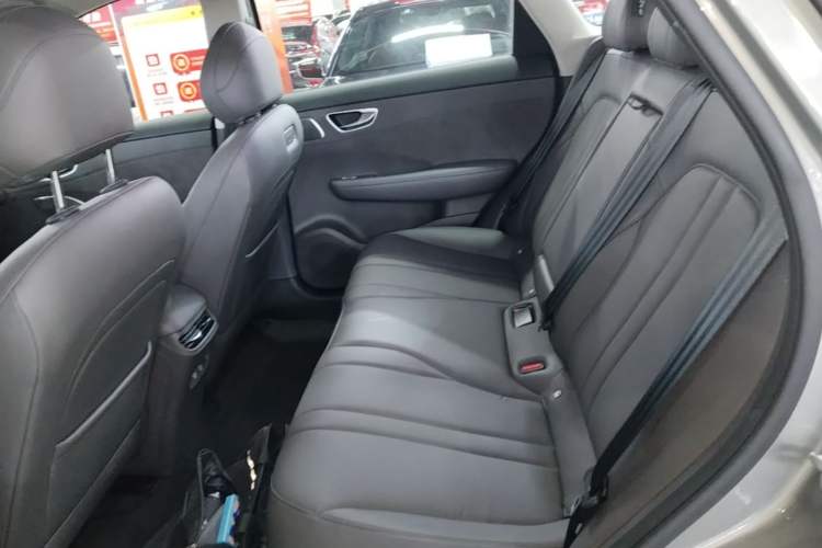 Used Hima H5 2025 Model Range-Extending Pro Left Rear Seat