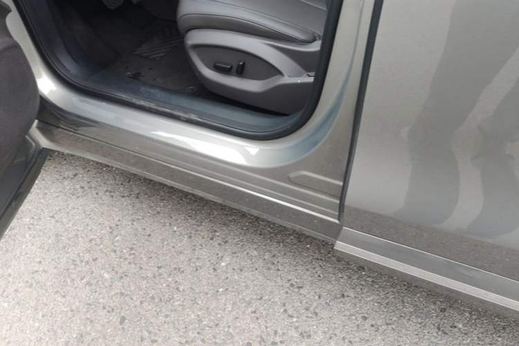 Used Hima H5 2025 Model Range-Extending Pro Left Side Sill