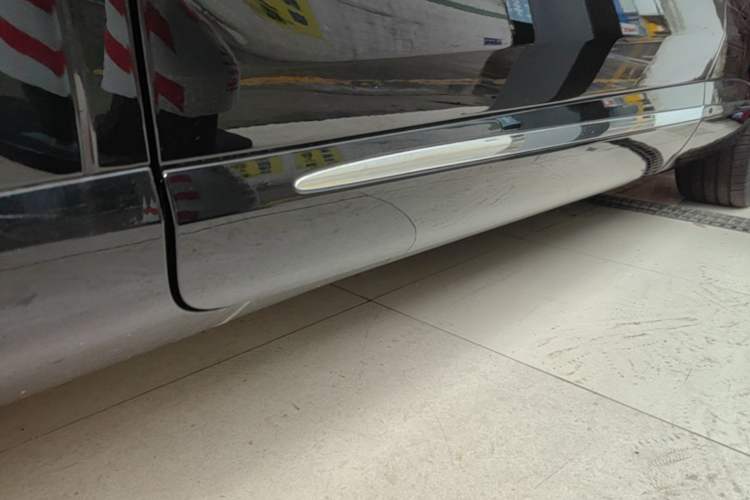 Used Hima H5 2025 Model Range-Extending Max Left Side Sill