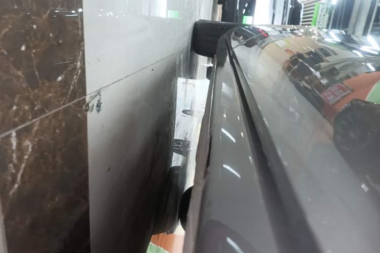 Used Hima H5 2025 Model Range-Extending Pro Left Side Sill