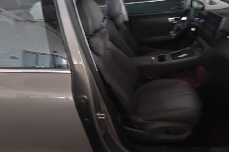 Used Hima H5 2025 Model Range-Extending Pro Right Front Seat