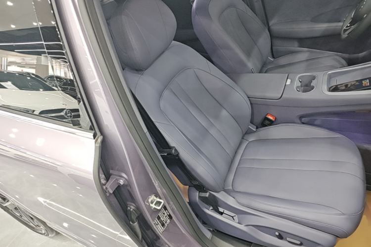 Used Hima H5 2025 Model Range-Extending Pro Right Front Seat
