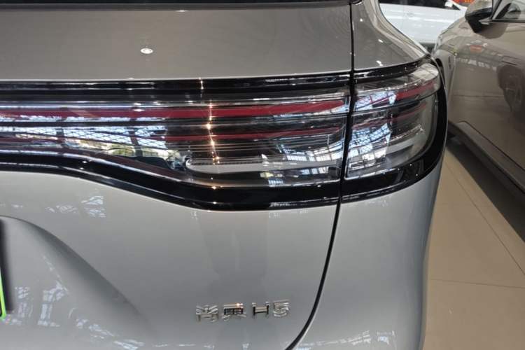 Used Hima H5 2025 Model Range-Extending Pro Right Rear Taillight