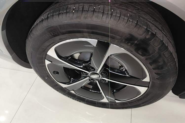 Used Hima H5 2025 Model Range-Extending Pro Right Rear Wheel Hub