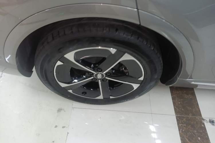 Used Hima H5 2025 Model Range-Extending Pro Right Rear Wheel Hub