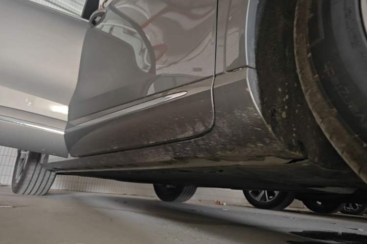 Used Hima H5 2025 Model Range-Extending Pro Right Side Sill