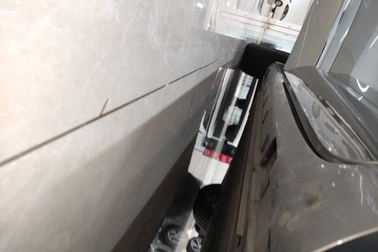 Used Hima H5 2025 Model Pure Electric Max Right Side Sill