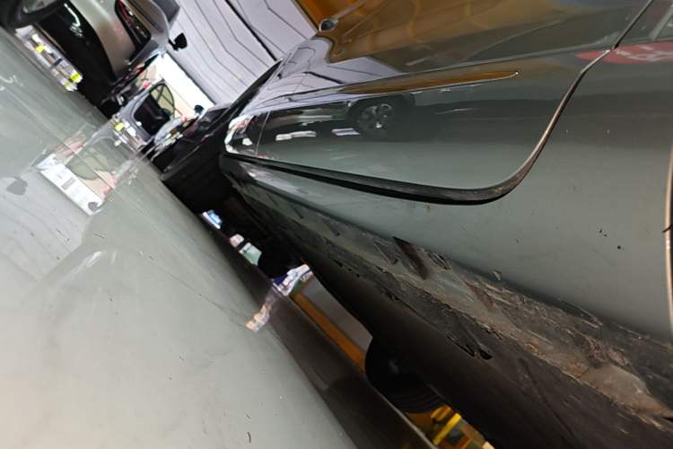 Used Hima H5 2025 Model Range-Extending Pro Right Side Sill