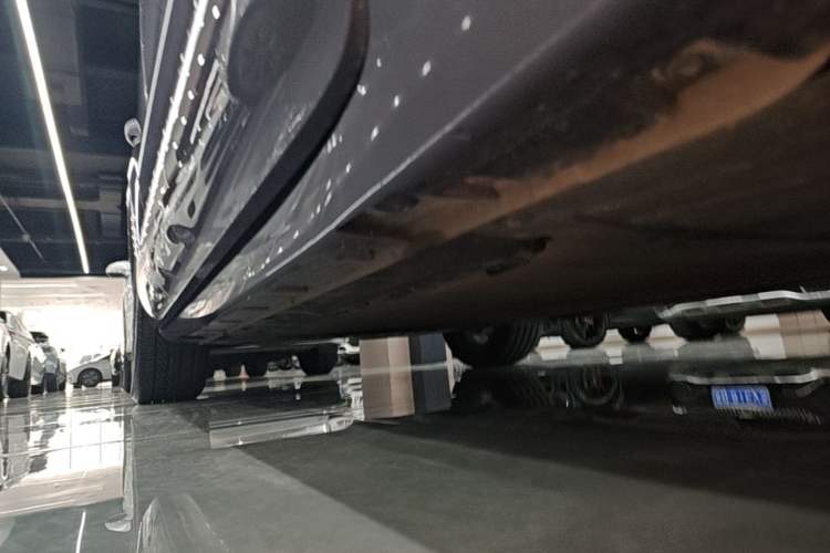 Used Hima H5 2025 Model Range-Extending Pro Right Side Sill