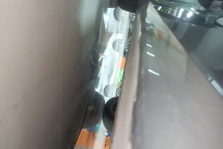 Used Hima H5 2025 Model Range-Extending Pro Right Side Sill