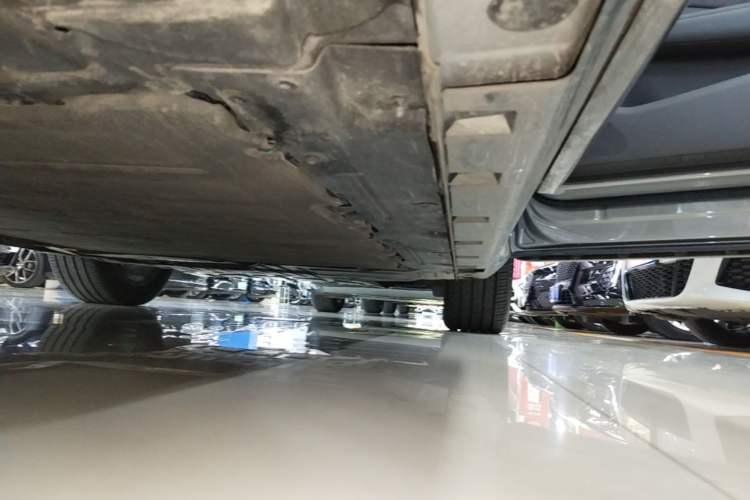 Used Hima H5 2025 Model Range-Extending Pro Right Side Sill