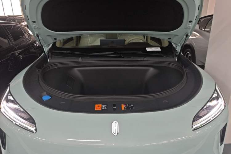 Used Hima H5 2025 Model Pure Electric Max Long Range Engine Bay
