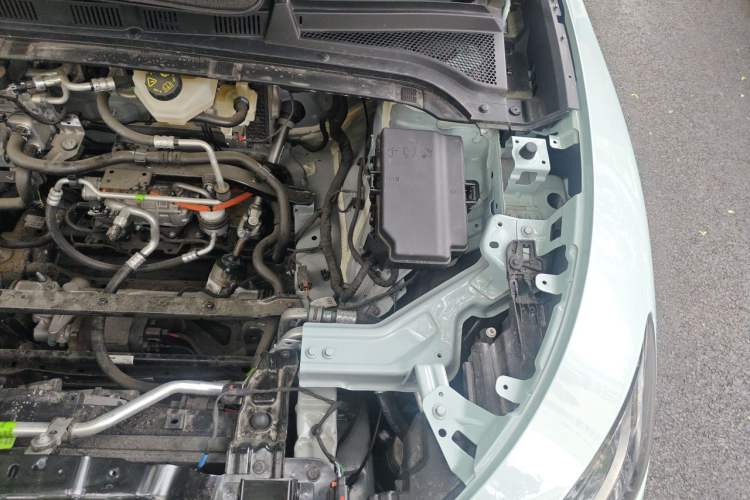Used Hima H5 2025 Model Pure Electric Pro Long-Range Engine Bay Left