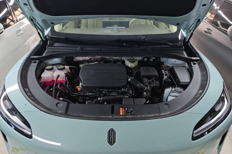 Used Hima H5 2025 Model Range-Extending Pro Engine Bay