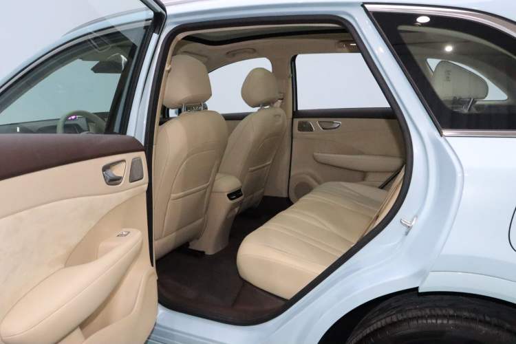 Used Hima H5 2025 Model Range-Extending Pro Interior 2