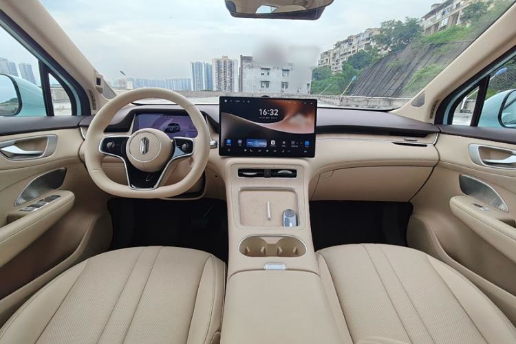 Used Hima H5 2025 Model Range-Extending Pro Interior 3