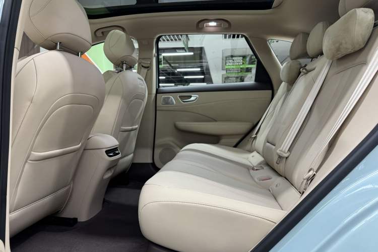 Used Hima H5 2025 Model Range-Extending Pro Interior 5