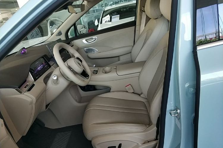 Used Hima H5 2025 Model Range-Extending Pro Left Front Seat
