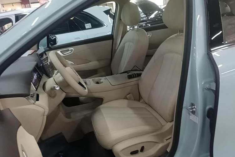 Used Hima H5 2025 Model Range-Extending Pro Left Front Seat