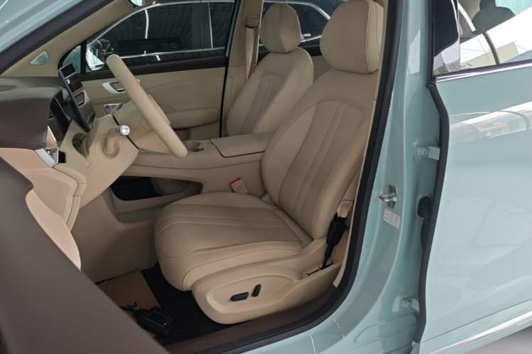Used Hima H5 2025 Model Range-Extending Pro Left Front Seat