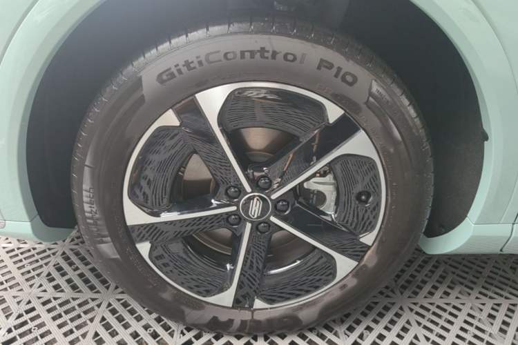 Used Hima H5 2025 Model Pure Electric Pro Left Front Wheel Hub