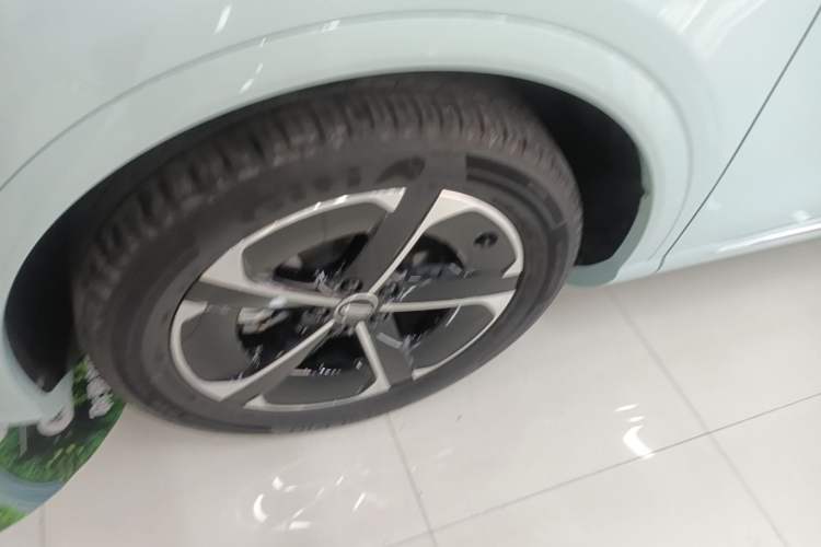 Used Hima H5 2025 Model Range-Extending Pro Left Front Wheel Hub