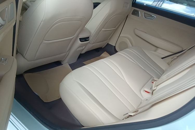 Used Hima H5 2025 Model Range-Extending Pro Left Rear Seat