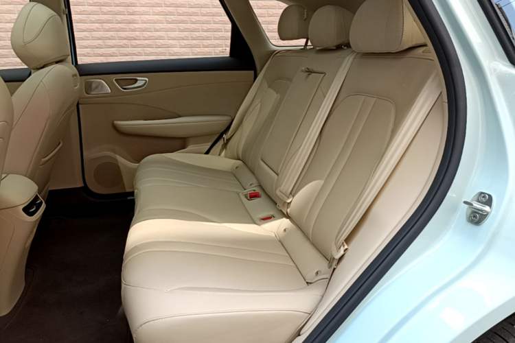 Used Hima H5 2025 Model Range-Extending Pro Left Rear Seat