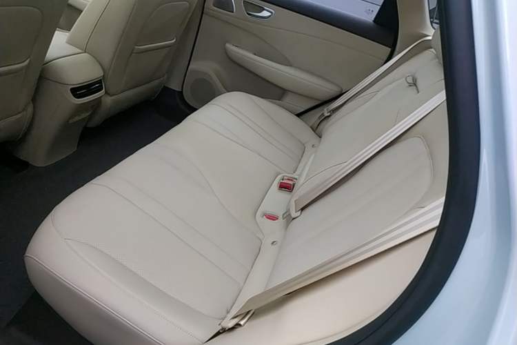 Used Hima H5 2025 Model Range-Extending Max Left Rear Seat