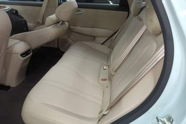 Used Hima H5 2025 Model Range-Extending Pro Left Rear Seat