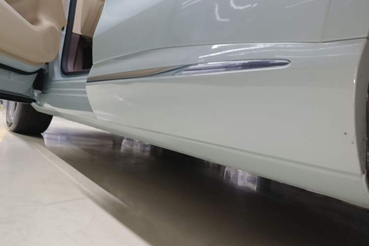 Used Hima H5 2025 Model Range-Extending Max Left Side Sill
