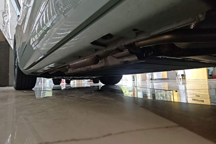 Used Hima H5 2025 Model Range-Extending Pro Left Side Sill