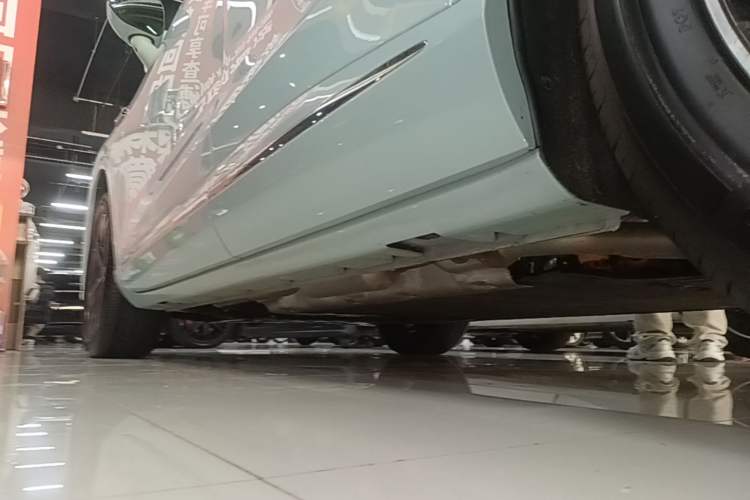 Used Hima H5 2025 Model Range-Extending Pro Left Side Sill