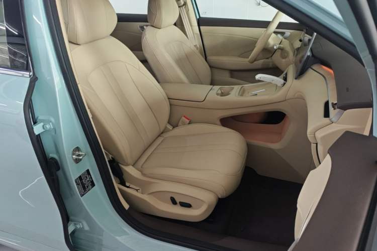Used Hima H5 2025 Model Range-Extending Pro Right Front Seat