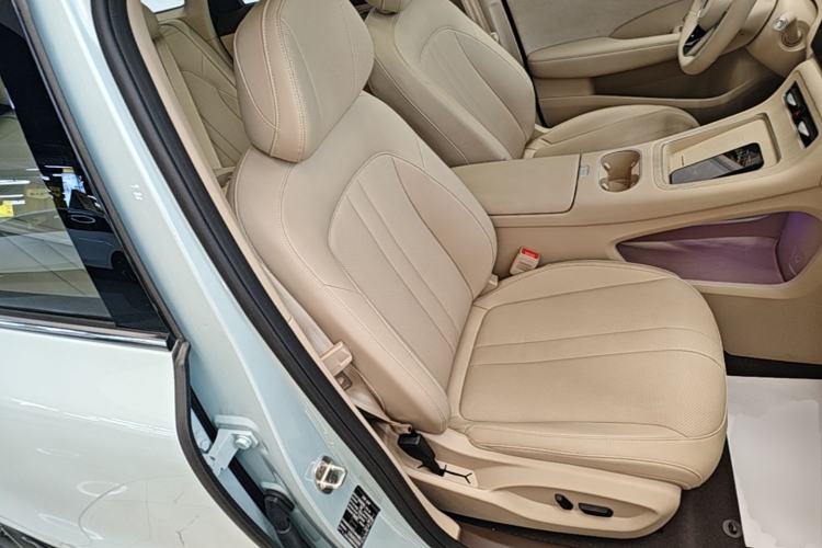 Used Hima H5 2025 Model Range-Extending Pro Right Front Seat