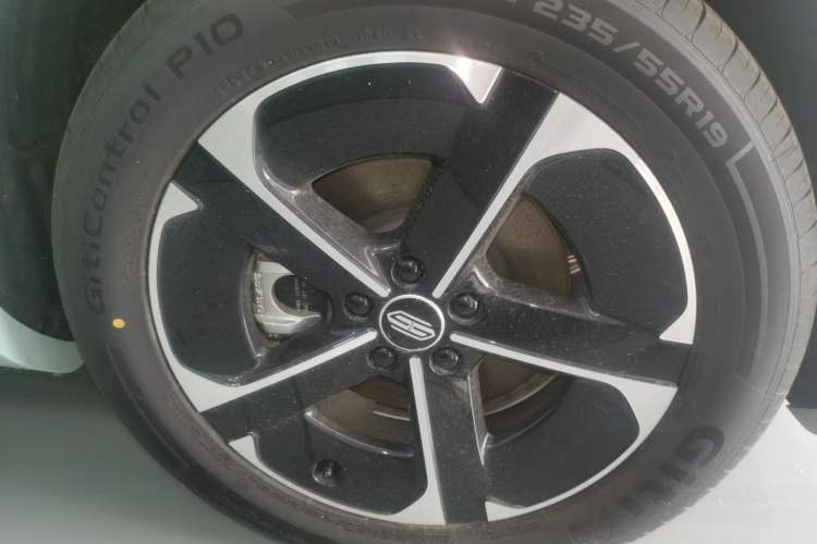 Used Hima H5 2025 Model Pure Electric Max Long Range Right Front Wheel Hub