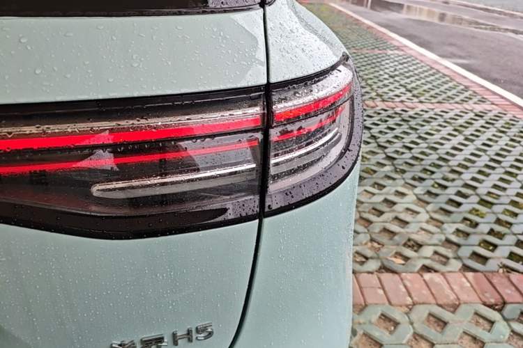 Used Hima H5 2025 Model Range-Extending Pro Right Rear Taillight