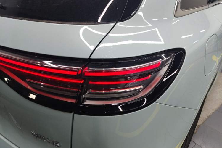 Used Hima H5 2025 Model Range-Extending Pro Right Rear Taillight