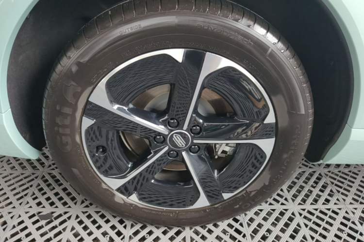 Used Hima H5 2025 Model Pure Electric Pro Right Rear Wheel Hub
