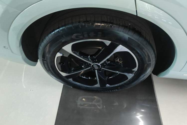 Used Hima H5 2025 Model Range-Extending Pro Right Rear Wheel Hub