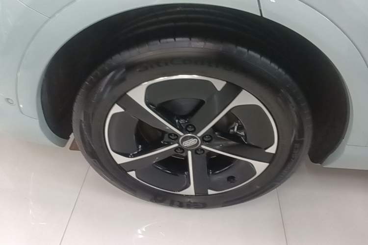 Used Hima H5 2025 Model Range-Extending Pro Right Rear Wheel Hub