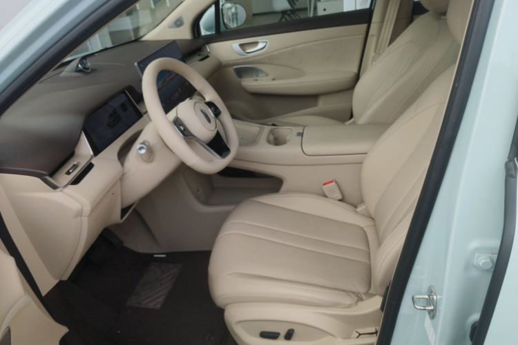 Used Hima H5 2025 Model Range-Extending Max Left Front Seat