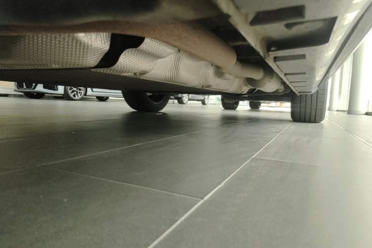 Used Hima H5 2025 Model Range-Extending Max Chassis Front Left