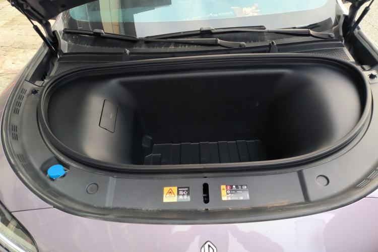 Used Hima H5 2025 Model Pure Electric Pro Engine Bay