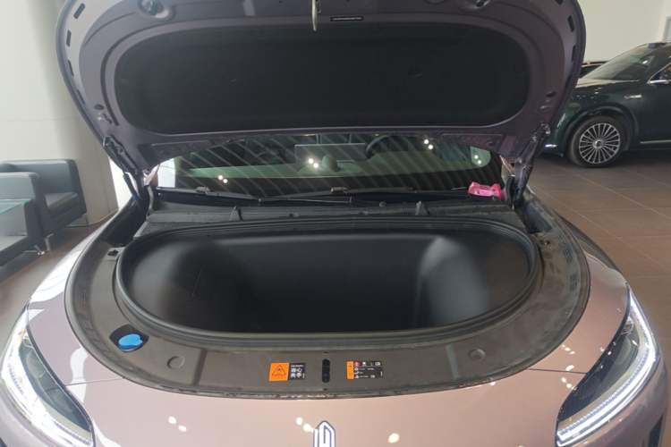 Used Hima H5 2025 Model Pure Electric Max Long Range Engine Bay