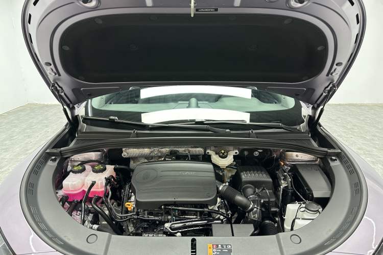 Used Hima H5 2025 Model Range-Extending Max Engine Bay