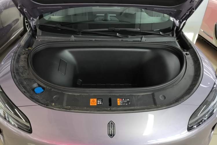 Used Hima H5 2025 Model Pure Electric Max Long Range Engine Bay