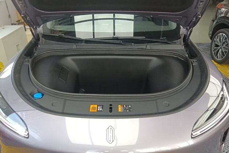 Used Hima H5 2025 Model Pure Electric Max Long Range Engine Bay